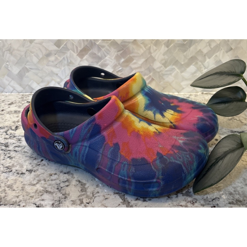 Crocs Tie Dye Rainbow Bistro Graphic Clogs Sandals Colorful Mens 7 Womens 9 US